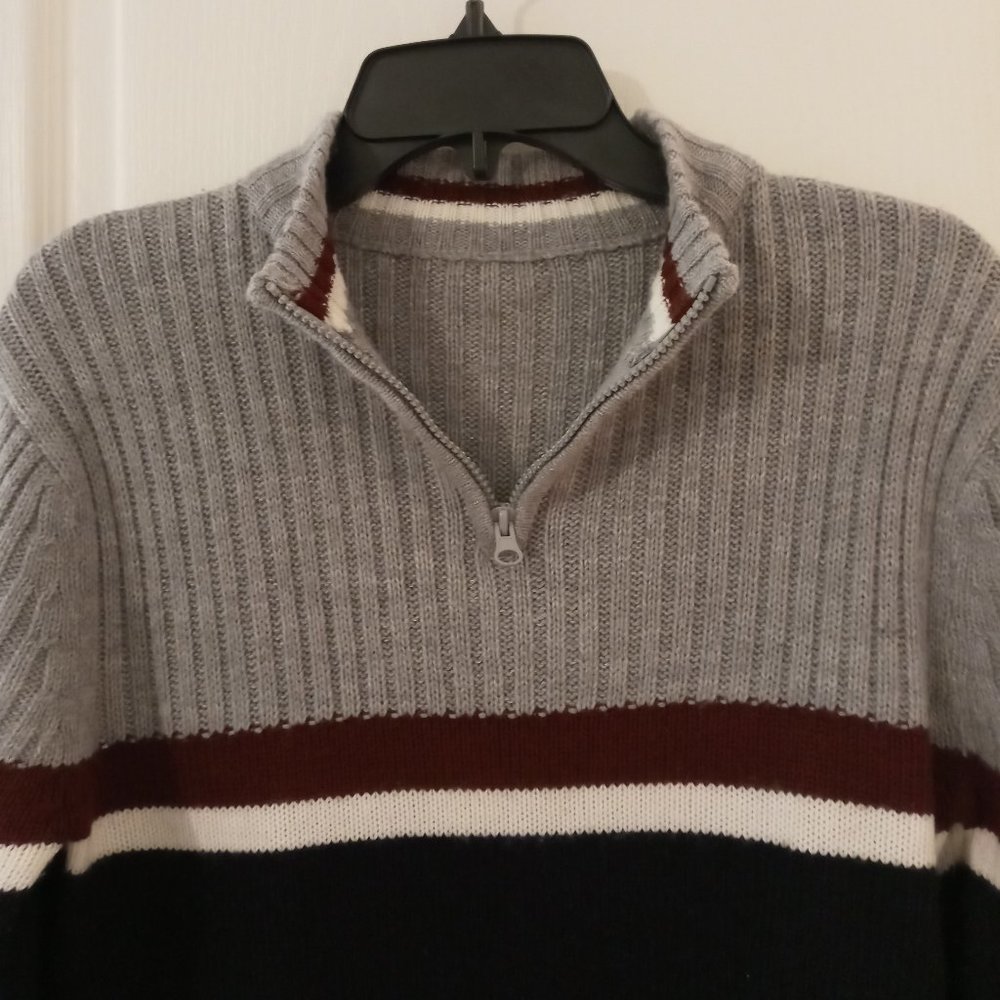 Men's 1/4 zip sweater size M - Picture 3 of 4